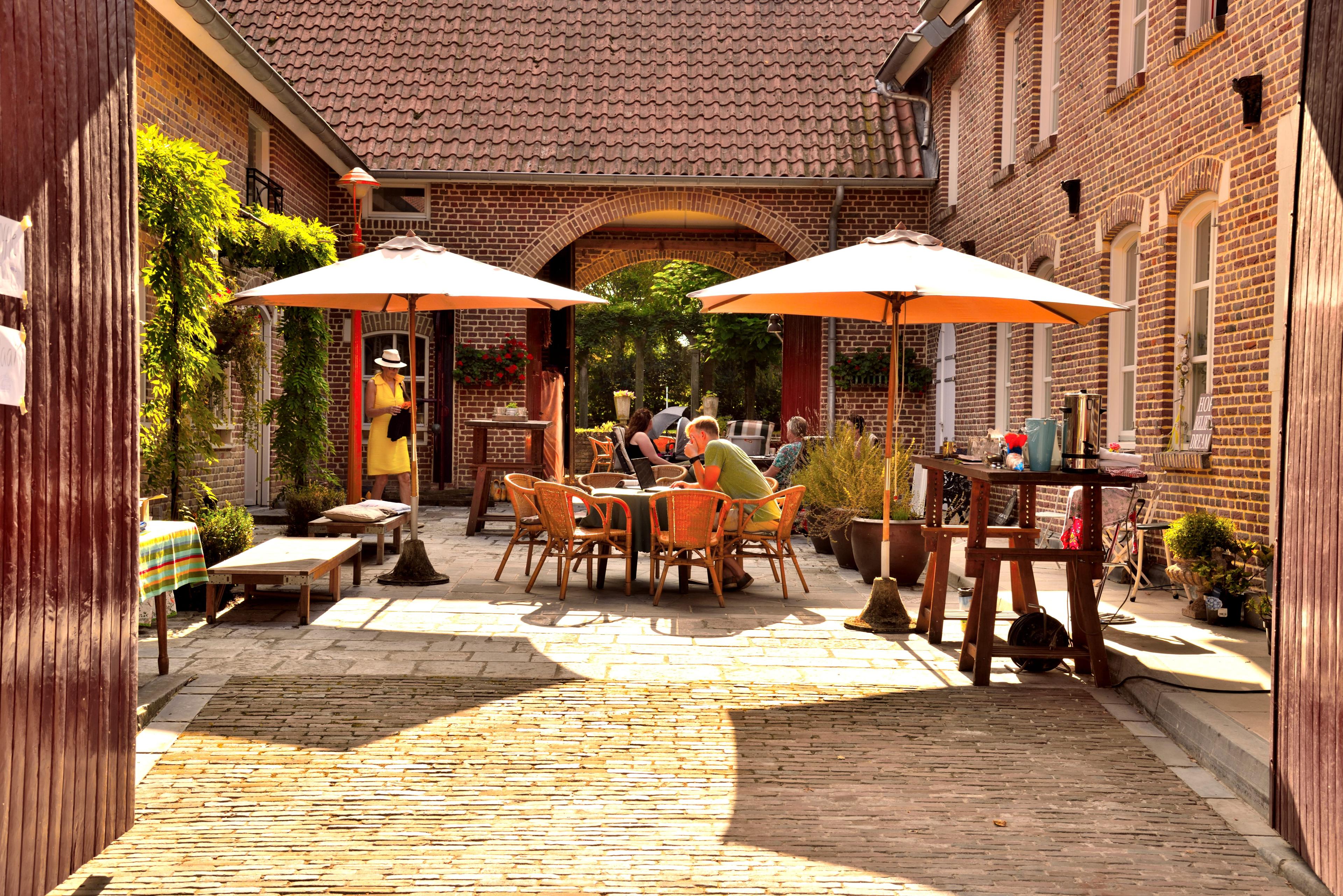 Col du Fatten courtyard